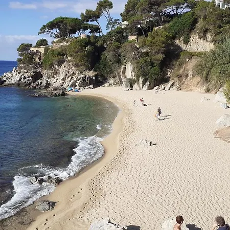 Cala Del Pi 公寓